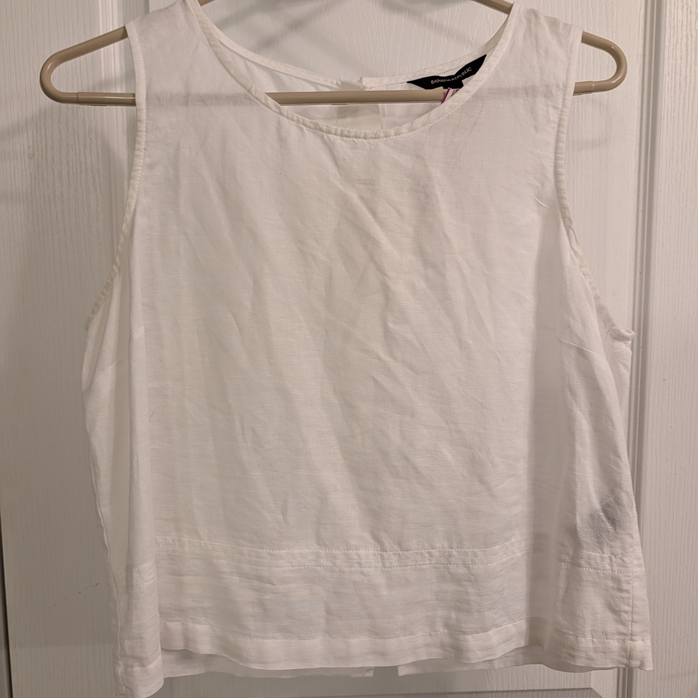 White Sleeveless Women's Top